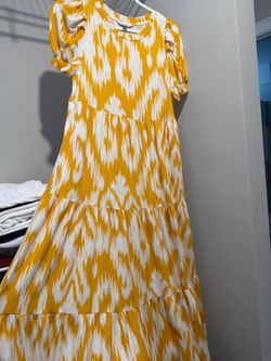 dress PP Crown & Ivy yellow and white ikat tiered maxi