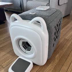 Pawswing Pro Self Grooming Car house