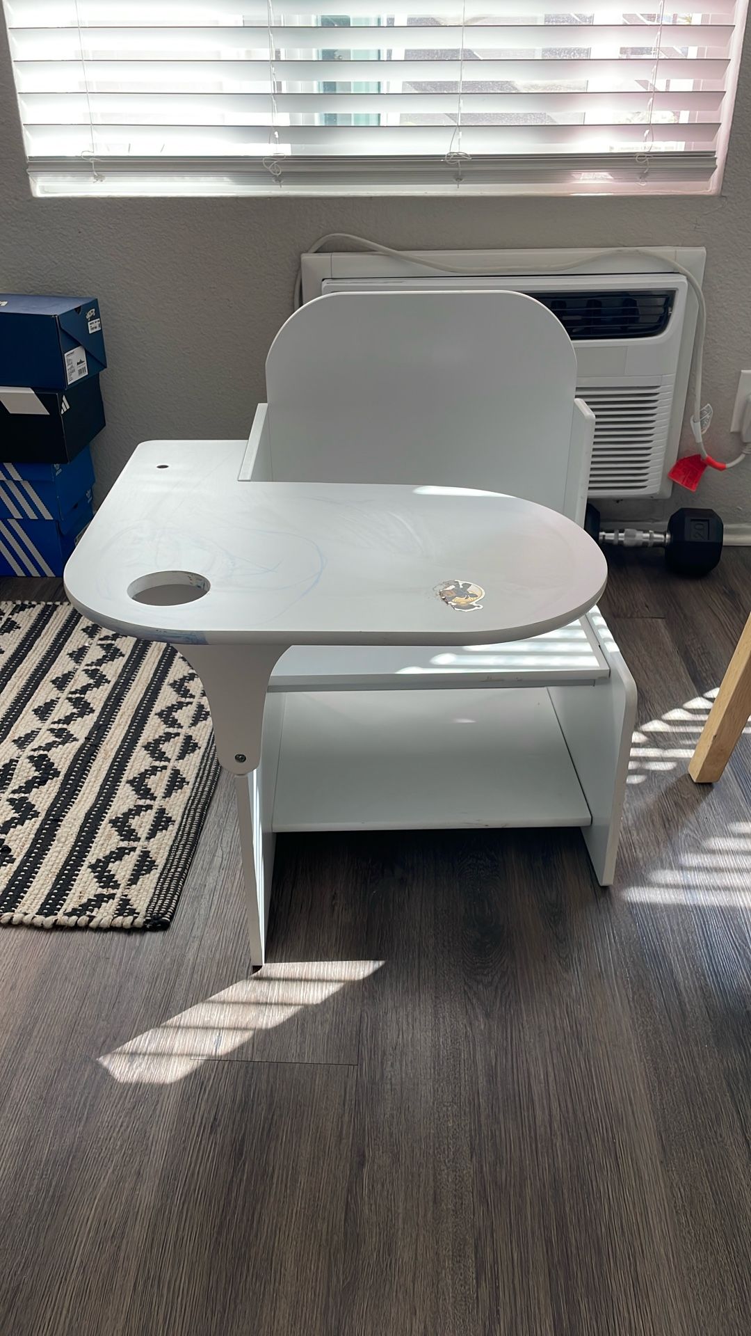 Toddler Desk And Chair Unit
