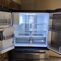 Samsung 27.8 cu. ft. 4-Door French Door Refrigerator – Black Stainless Steel