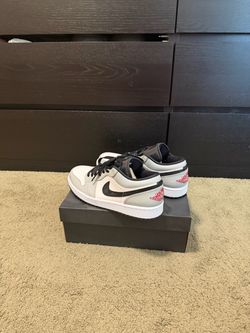 Nike Air Jordan 1 Low Sneakers