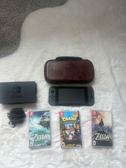Nintendo switch bundle (perfect condition)