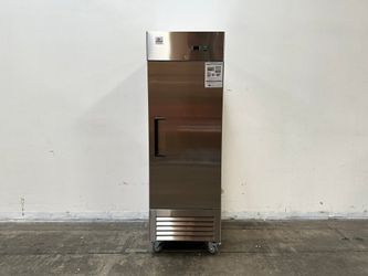 NSF Reach-In Commercial One Door Freezer KF-23B1