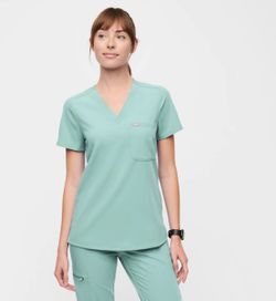Seaglass Catarina One-Pocket Scrub Top