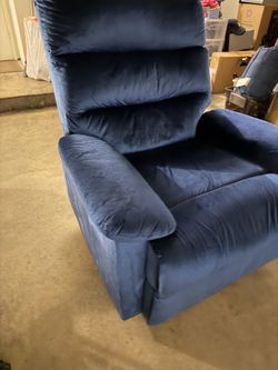 Recliner (blue)