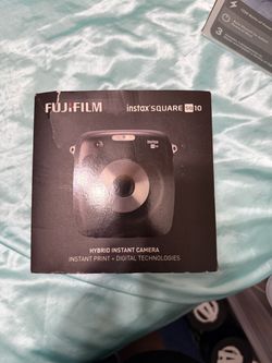 Fujifilm Instax Square SQ10