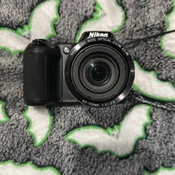 Nikon Coolpix 