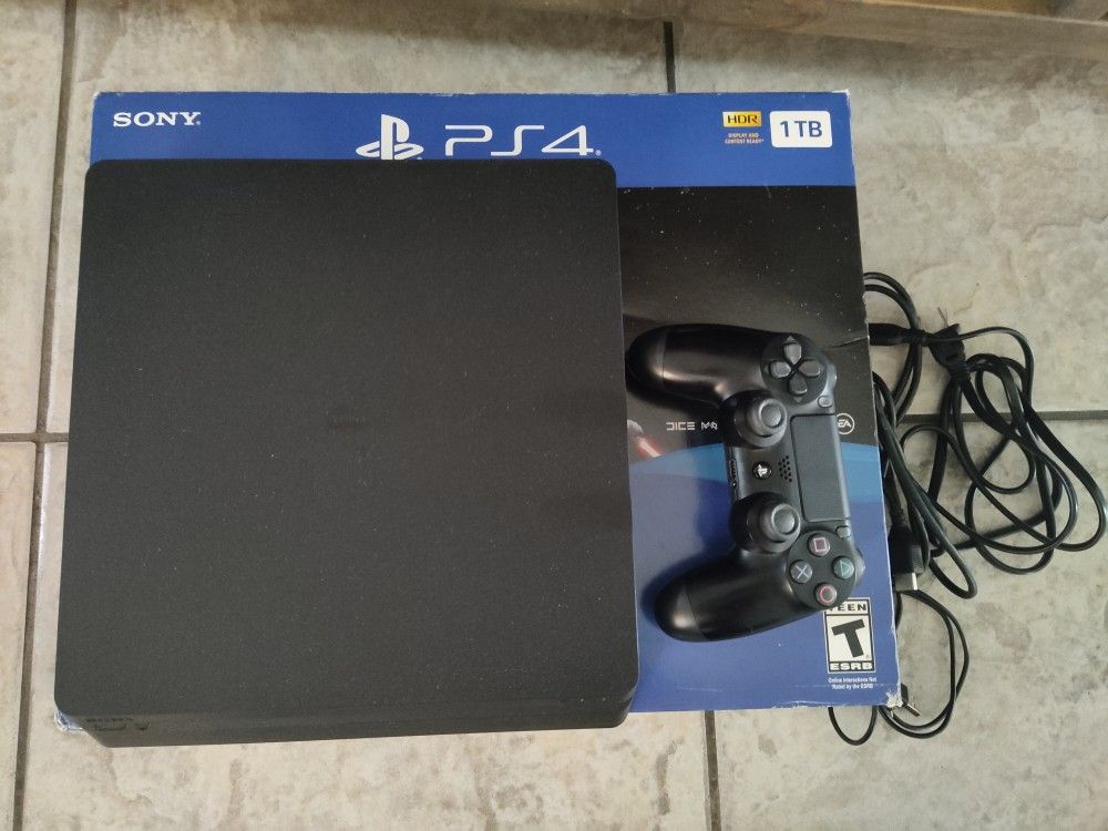 PS4 Slim 1TB Game Console