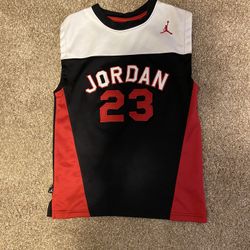 Michael Jordan jersey boys small