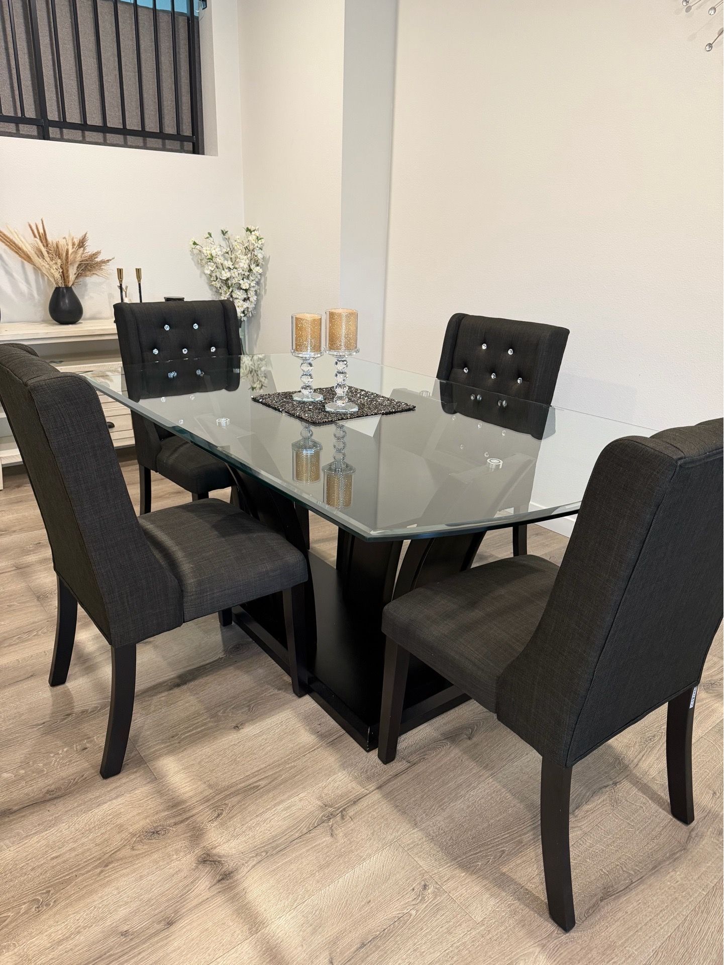 Dining set