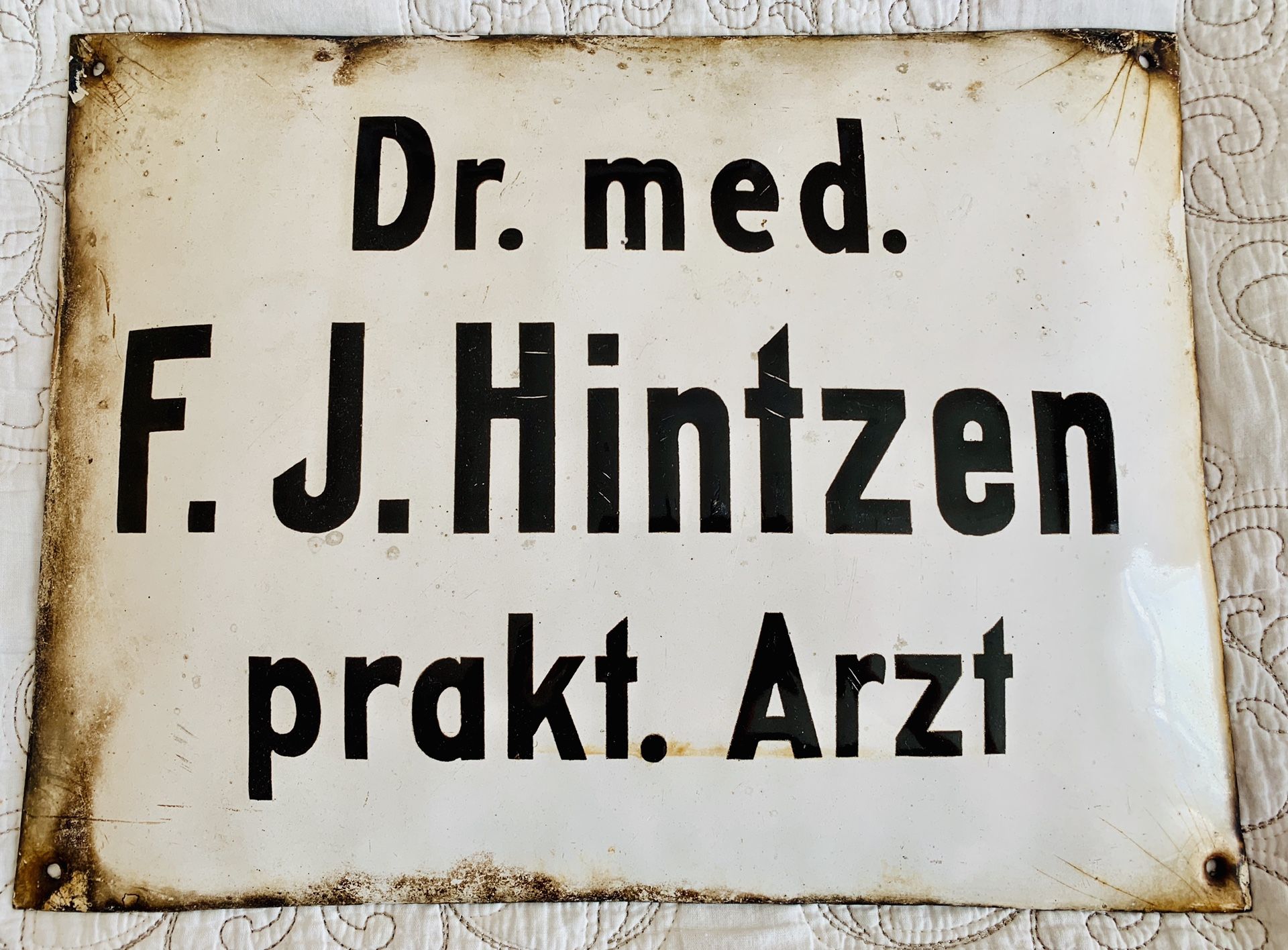 Original German Doctor of Medicine enamel sign