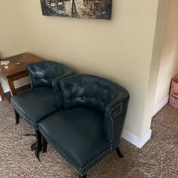 two sofas and Small Table