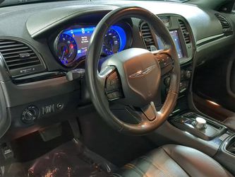 2020 Chrysler 300 Thumbnail
