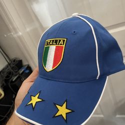 Italia hat  With adjustable size band 