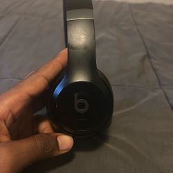 Beat Solo 4