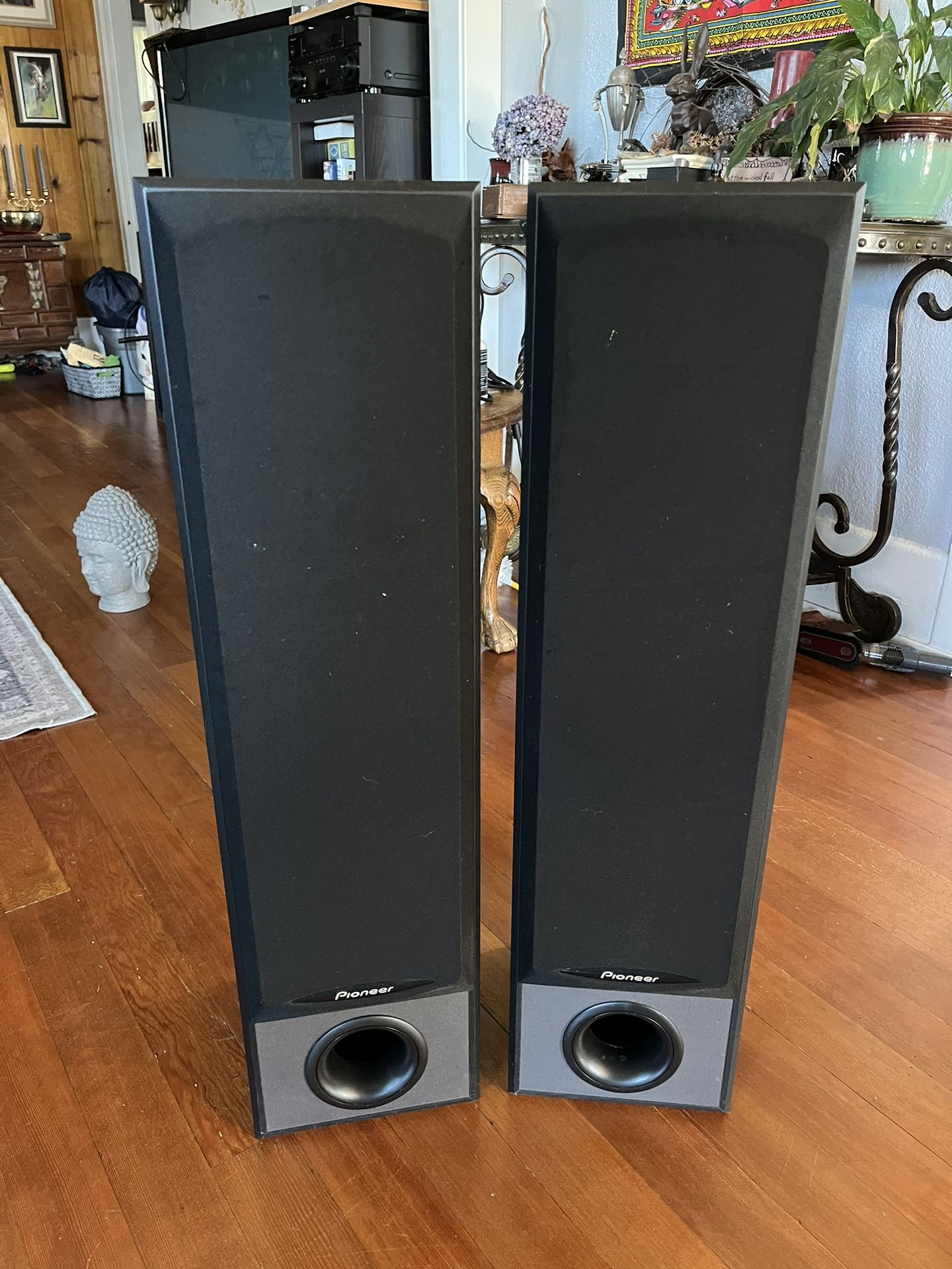 Pioneer S-h352f-k speakers