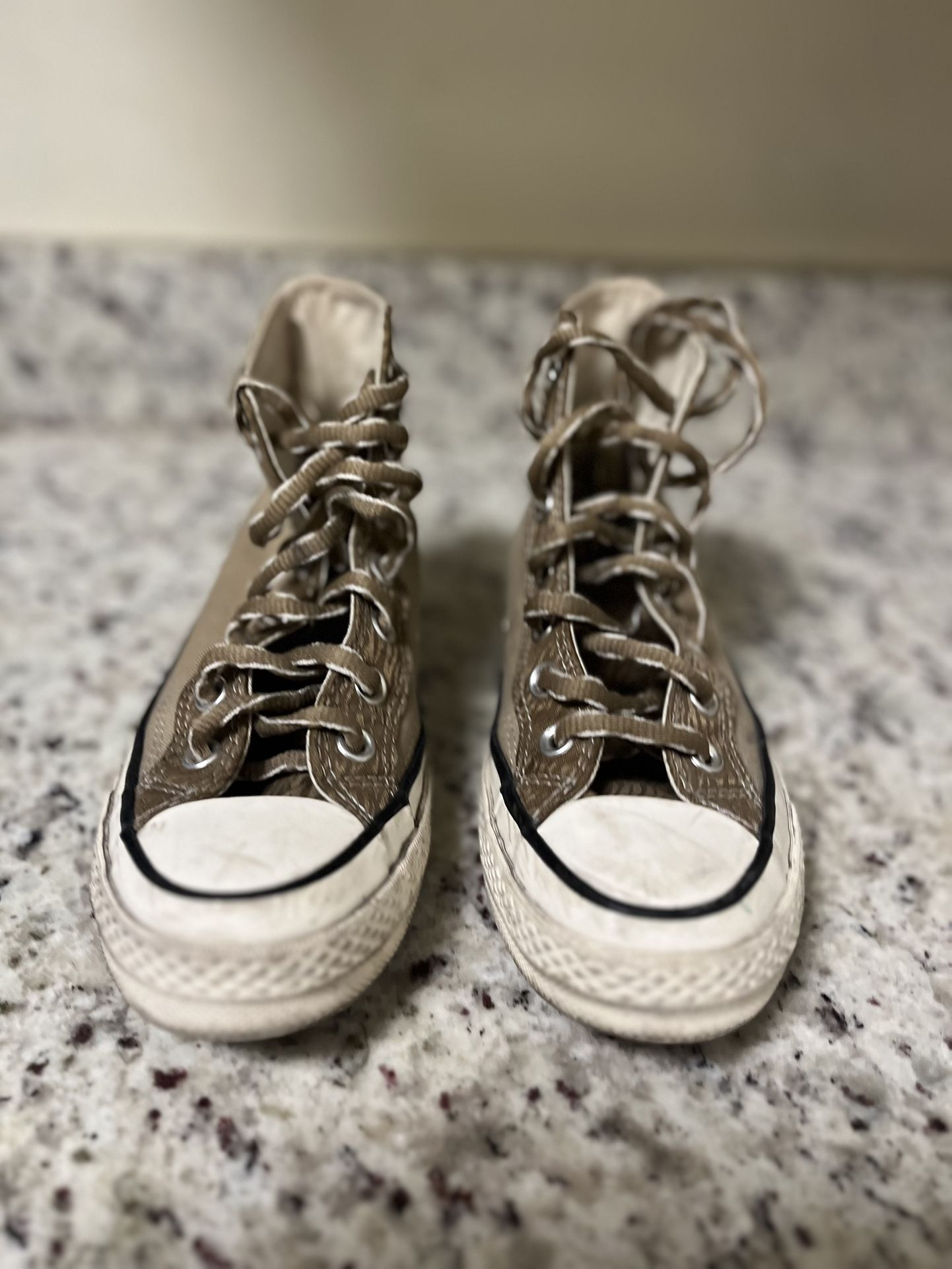 Chuck Taylor Converse