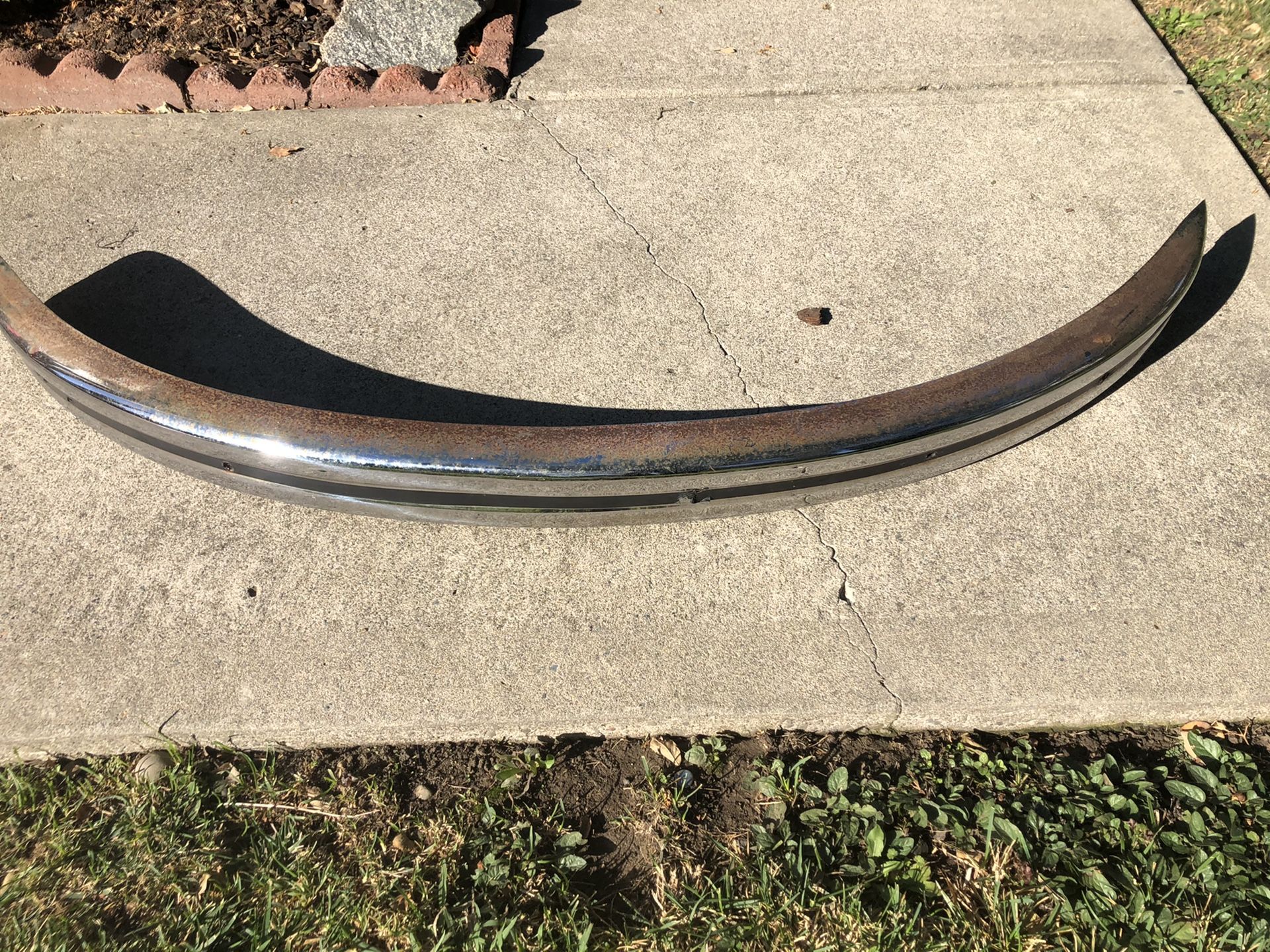 68-73 Vw bug rear bumper no brackets