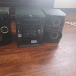 Sony Stereo System W/ Speakers