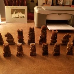 Rare QUARTZ Carved CHESS SET