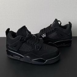 Air Jordan 4 Retro Black Cat Sneakers