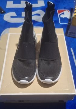 Michael Kors Size 6m 