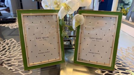New set of two Kate Spade 4 x 6 picture frames
