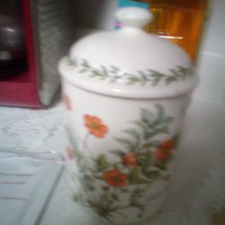 Vintage Jars From Maruni Japan