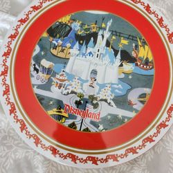 Disney Vintage & Collectible Plates 
