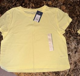 A New Day Short Sleeve T-Shirt Size Medium