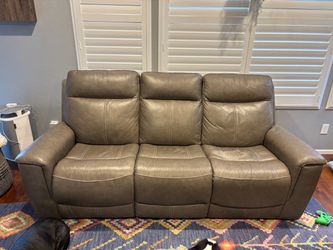 Power Reclining Leather Sofa