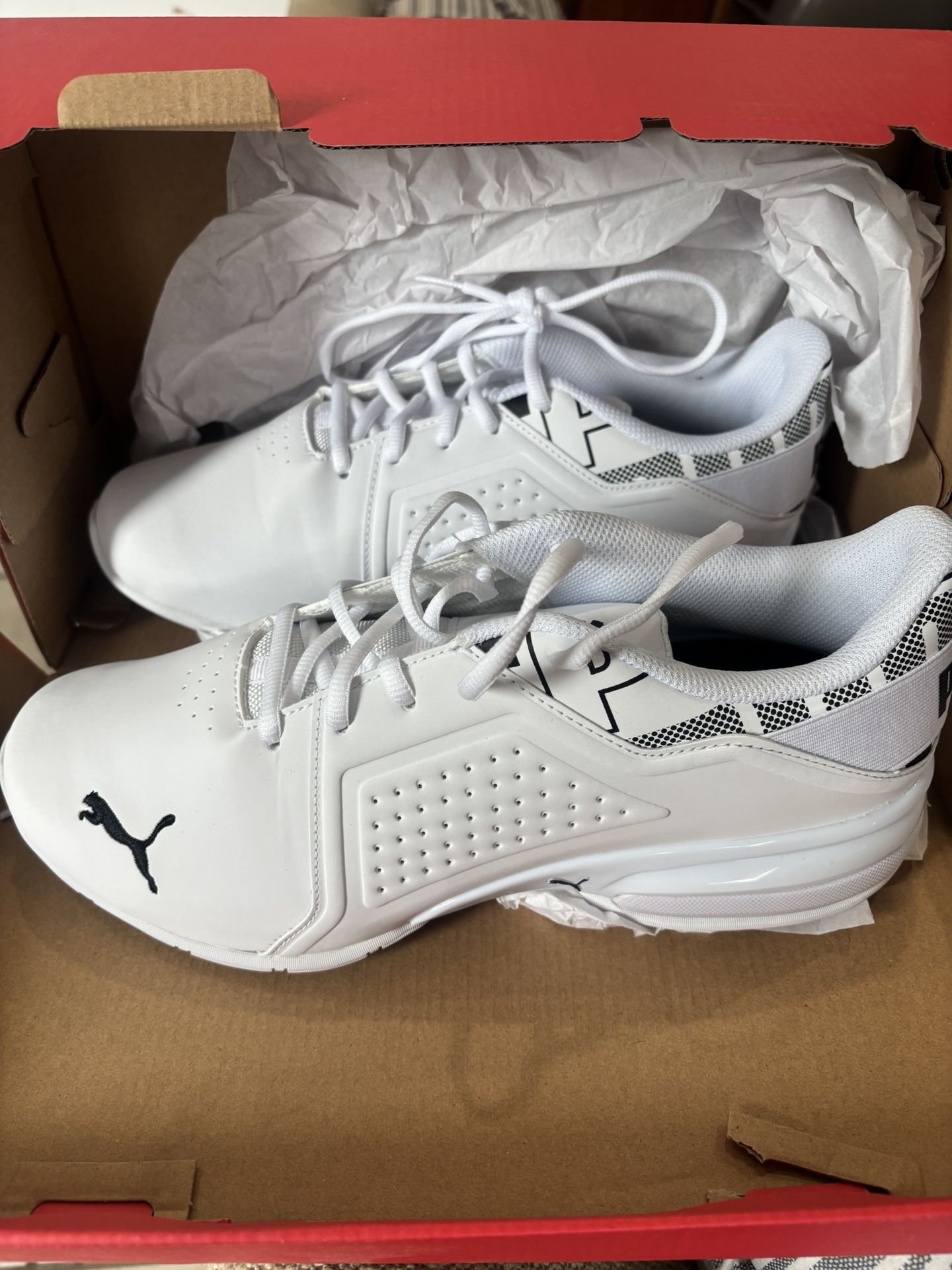 Puma Shoes White Size 10