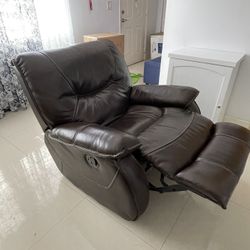 Leather Oversized Recliner