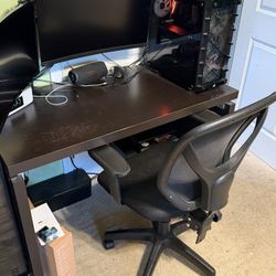 High Quality Wooden Desk & Ergonomic Chair