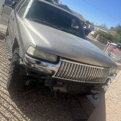 2000 Chevy Parts(selling For Parts)