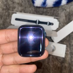 Apple Watch Series 8