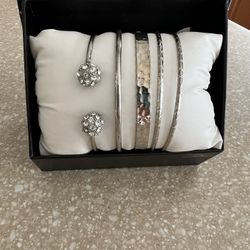 Silver Tone Bracelet Set