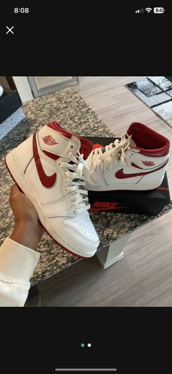 Jordan 1 Metallic size 7