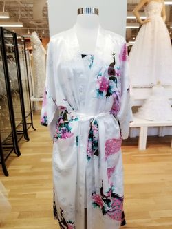 2 piece set robe NEW with tag