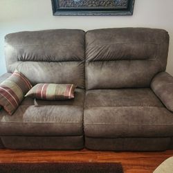 Reclining Love Seat