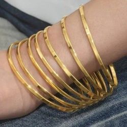 BANGLE GOLD PLATED BRACELET SET FOR $7 🖤  EXTREME DOWNSIZING!!