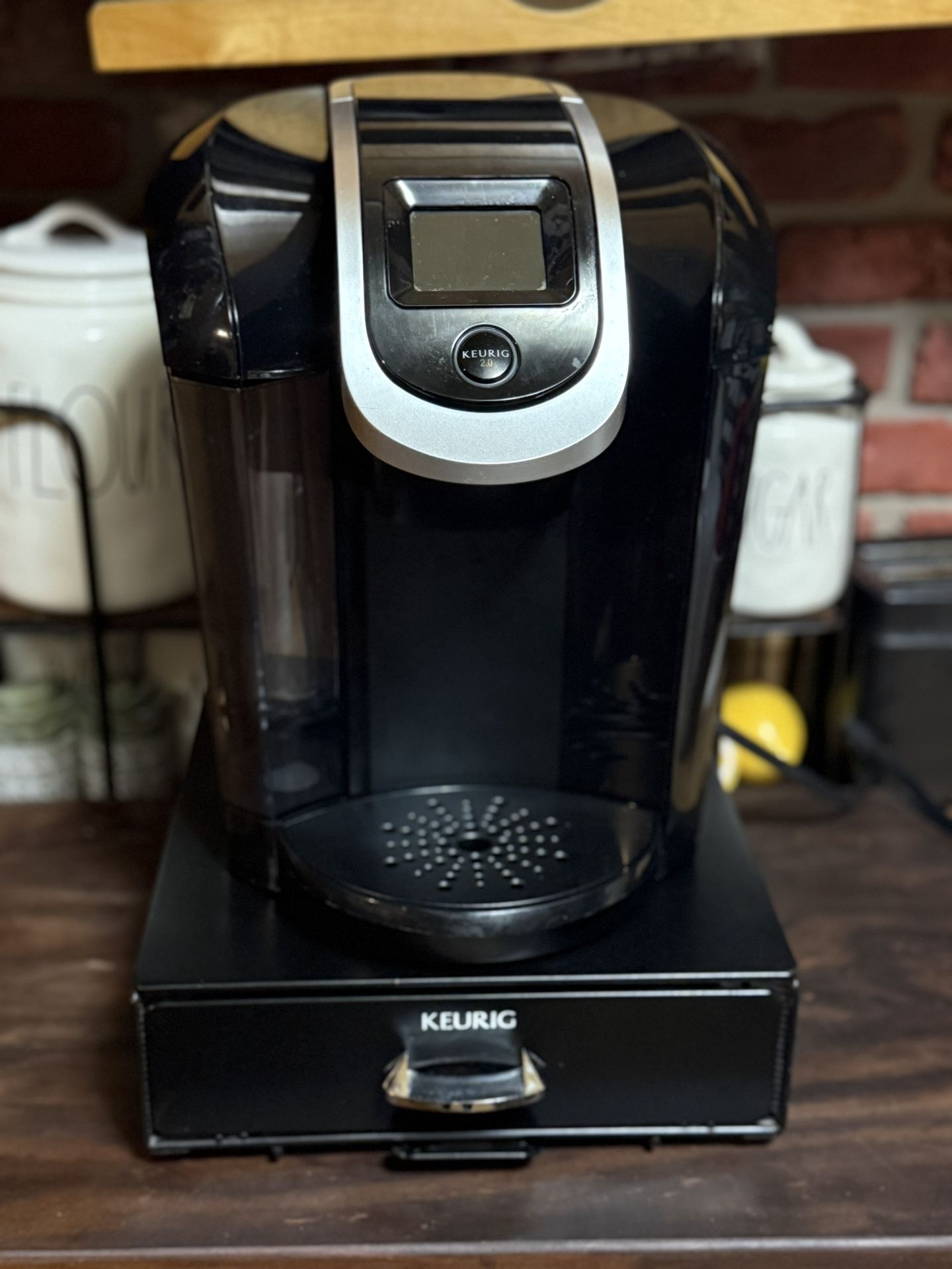 Keurig 2.0 With Drawer For K Cups