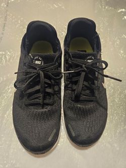 Womens Black Nike Size 8