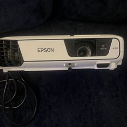  Epson H719A Projector 