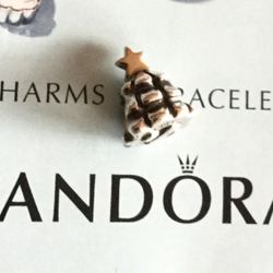 1 Pandora Charm