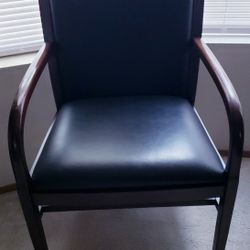 (4) Bernhardt Side Office Arm Chairs (Commercial Grade Higher Quality Leather/Wood)