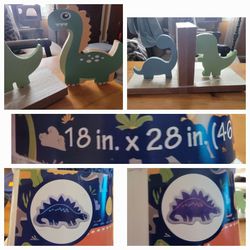 💞 NEW DINOSAUR ITEMS. 2 RUGS, WOODEN BOOK ENDS,  AND WOODEN STATUE