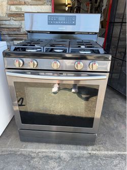Samsung 30” black stainless steel gas range five burners convection oven