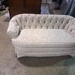 Live Couch Vintage 