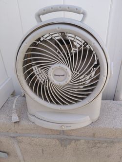 Table top fan.